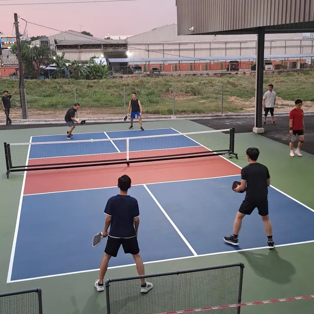 Hotshots Social Club