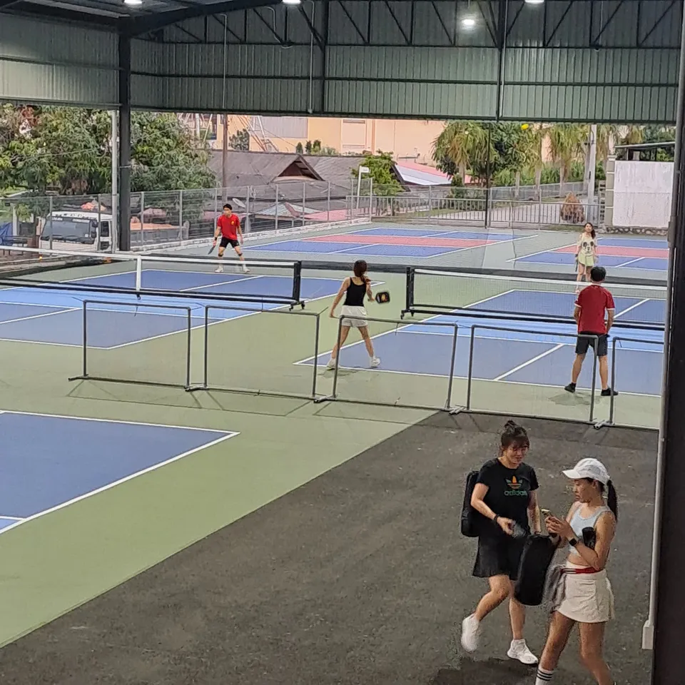 Photo 12 of Hotshots Social Club