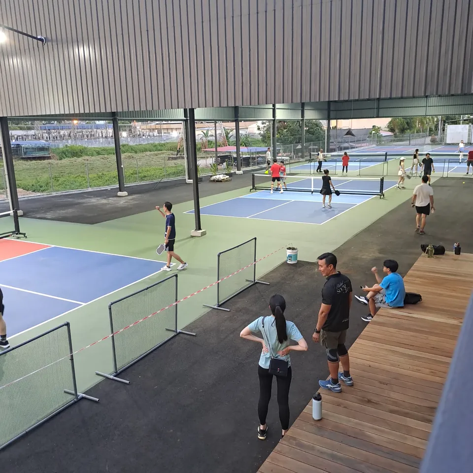 Photo 11 of Hotshots Social Club