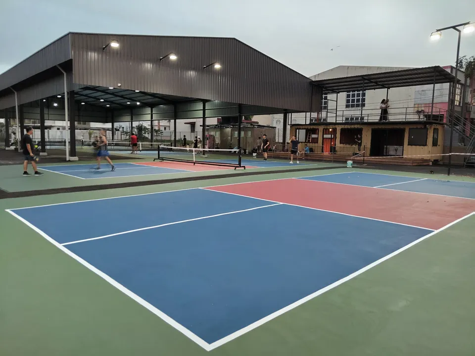 Photo 10 of Hotshots Social Club