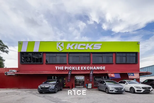 Kicks - The Pickle Exchange | Pickleball Social Club