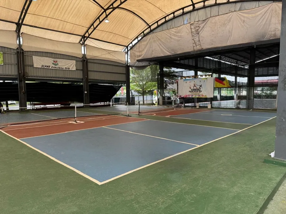 Photo 1 of Kompleks Sukan Satok @ Padang SLPAS