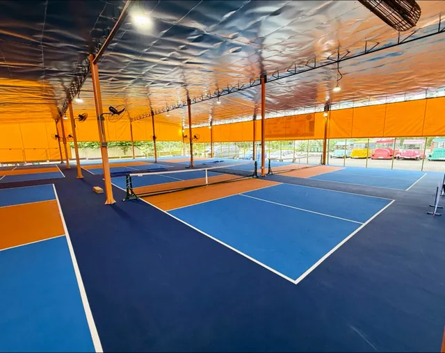 Play! Pickle (Pickleball + Tennis Academy) — 10 Tebing Ln