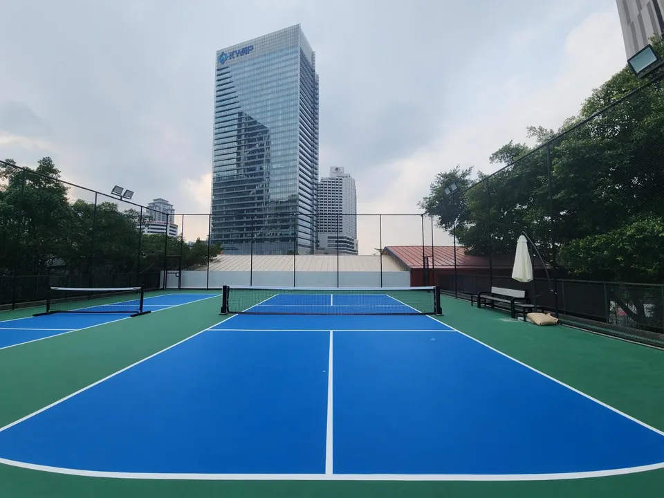 The Hideout @ The Linc - photo 4